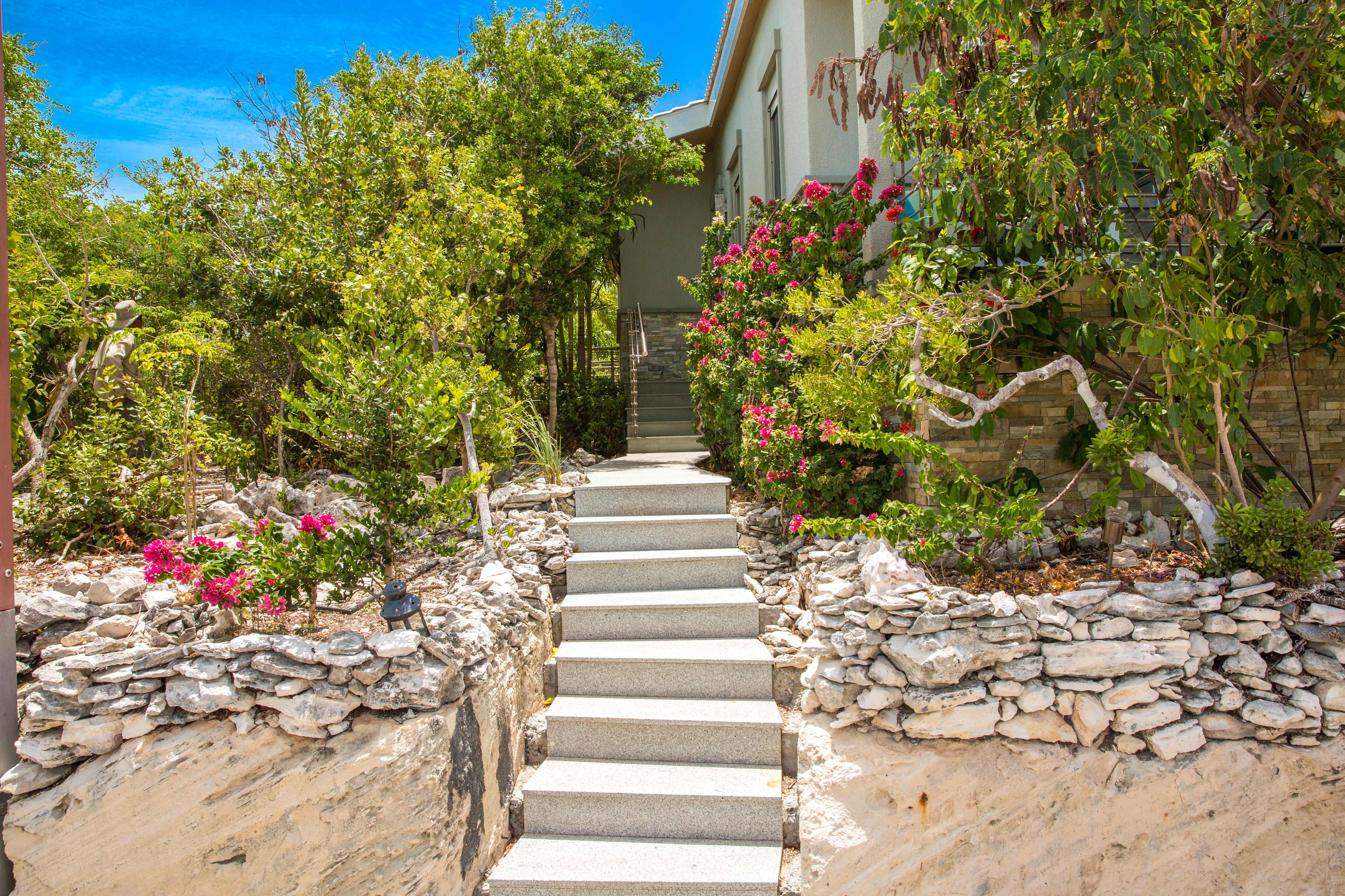 One On Marlin Resort (Adults Only) Turtle Cove Exteriör bild
