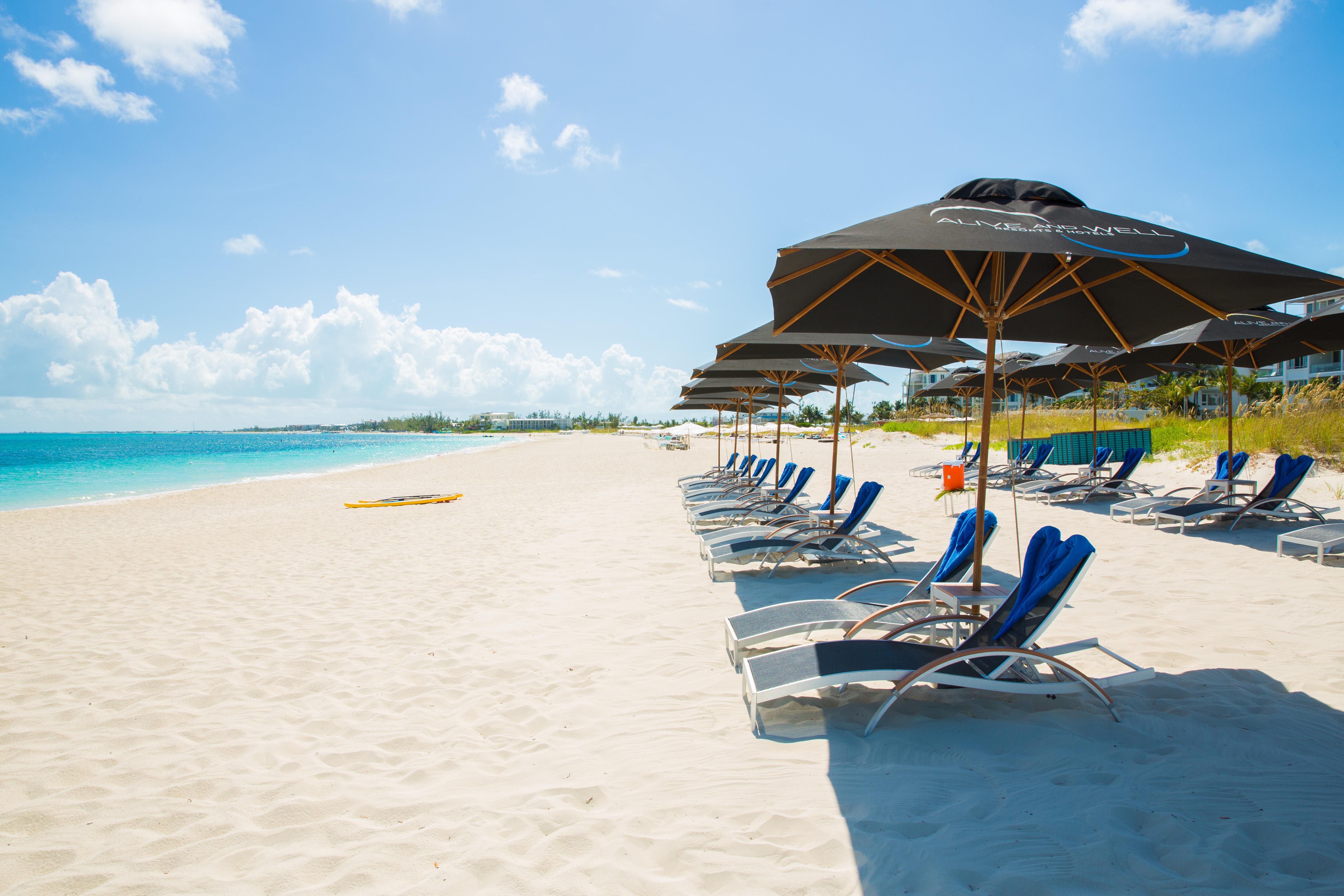 One On Marlin Resort (Adults Only) Turtle Cove Exteriör bild