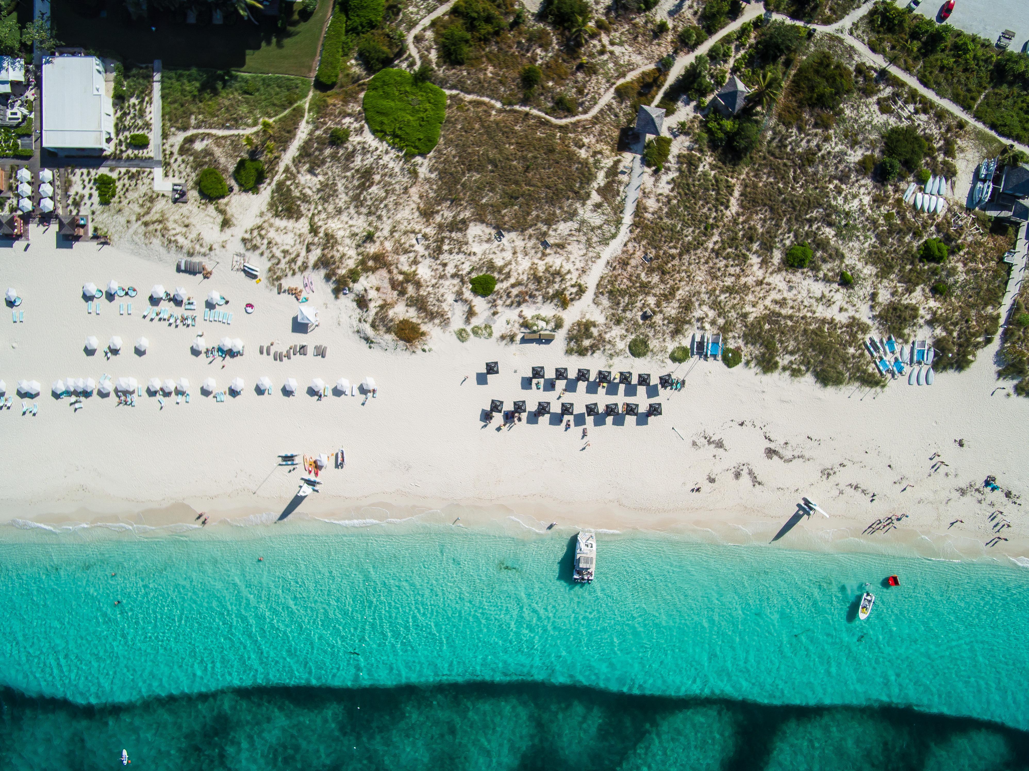 One On Marlin Resort (Adults Only) Turtle Cove Exteriör bild